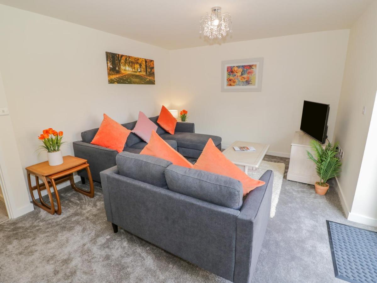 23 Moat House Close Coventry Ngoại thất bức ảnh