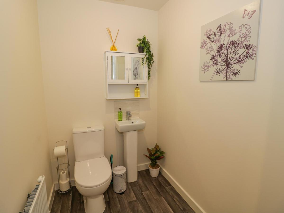 23 Moat House Close Coventry Ngoại thất bức ảnh